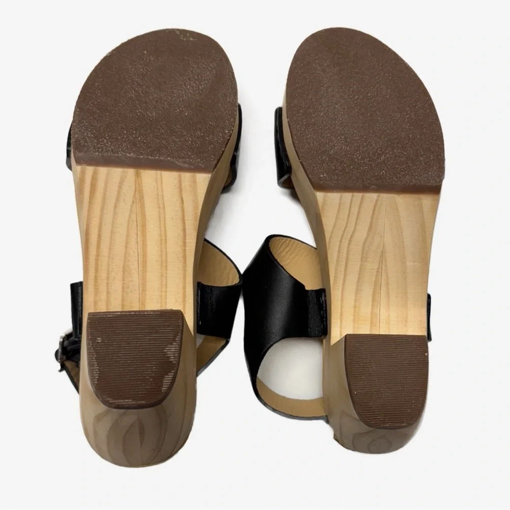 Nisolo Black Leather Platform Sandal with Wood Heel